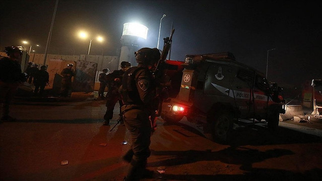 Batı Şeria'da salı sabahından bu yana çıkan olaylar sırasında 2 Filistinli şehit oldu.
