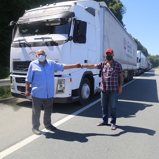 20 kilometre uzunluğundaki TIR kuyruğunda buruk bayram