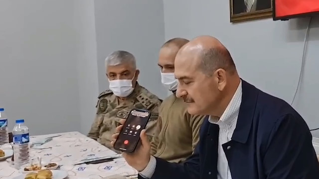 Cumhurbaşkanı Erdoğan, Bakan Soylu'nun telefonundan askerlere seslendi.