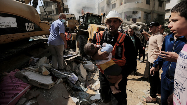 İsrail'in saldırılarında şimdiye kadar 197 kişi şehit düştü. 