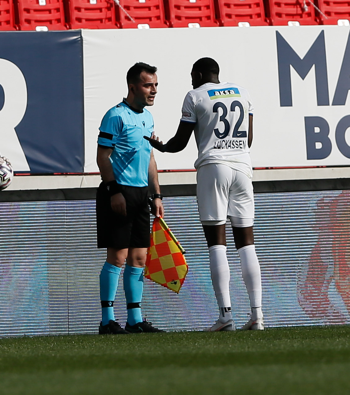 Sezonun en agresif futbolcusu Luckassen oldu.