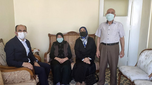 ​
Başkan Altay şehit ve gazi ailelerini ziyaret etti 