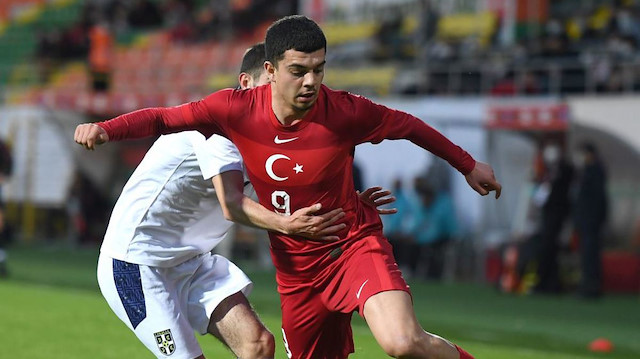 Mohamed Zeki Amdouni, Ümit Milli Takım ile bir maçta görev yapmıştı.