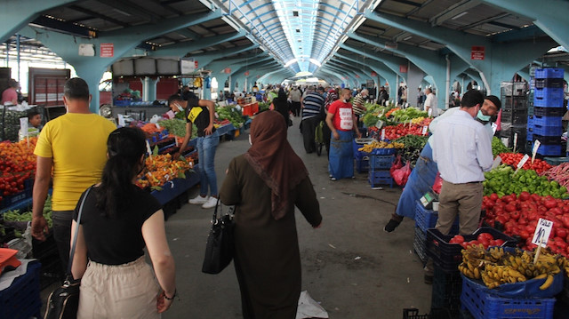 Edirne'de bir semt pazarı