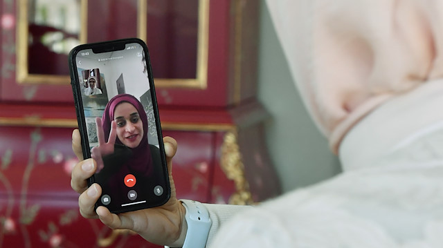 Emine Erdoğan, Filistin'de "direnişin sembolü" olan Mariam Afifi ile telefonda görüştü.
