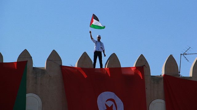 İsrail'in abluka altındaki Gazze Şeridi'ne 10 Mayıs'ta başlattığı saldırılar protesto ediliyor. 