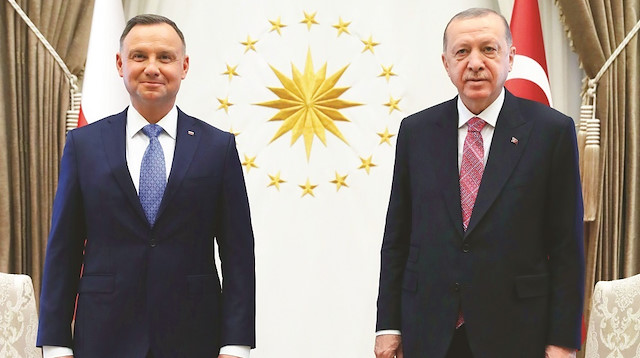 Heyetlerarası görüşmenin ardından Erdoğan ve Duda huzurunda iki ülke arasında önemli birçok anlaşmaya imza atıldı. İki ülkenin ticaret hedefi 10 milyar dolar.​