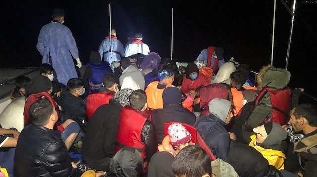 Çanakkale’de 46 düzensiz göçmen kurtarıldı