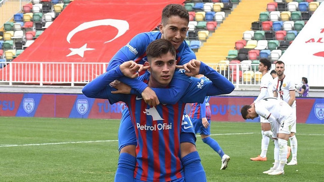 Burak İnce bu sezon Altınrodu formasıyla çıktığı 30 maçta 6 gol kaydetti.