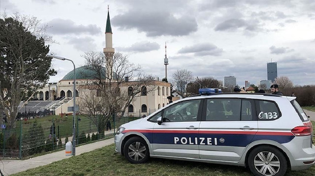واکنش ها به ارائه سازمان های مسلمان در اتریش ادامه دارد