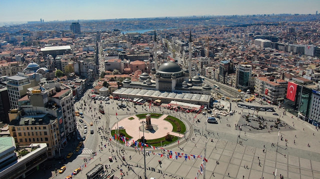 Taksim Camii bugün cemaatiyle buluşacak.