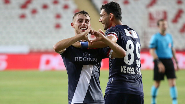 Bünyamin Balcı bu sezon 40 maçta, 2 gol ve 6 asistle oynadı. 