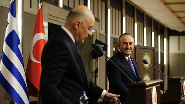 Son Türkiye ziyaretinde diplomatik bir provokasyona imza atan Dendias'a, Bakan Çavuşoğlu gereken cevabı vermişti.