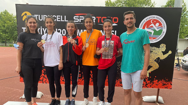 Gaziantep Büyükşehir Belediyesi Spor Kulübü’nün kadın atletleri