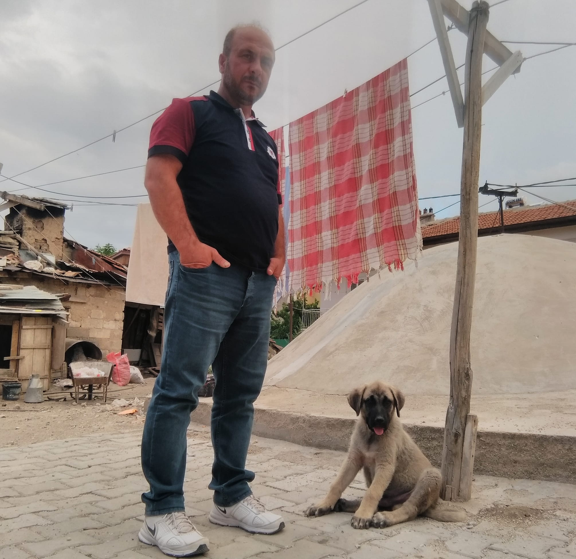Ömer Sazak hayatını kaybetti.
