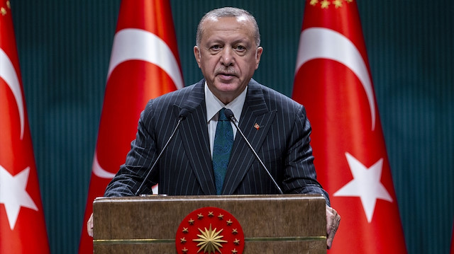 Kabine toplantısının ardından Cumhurbaşkanı Erdoğan alınan yeni kararları açıklayacak.