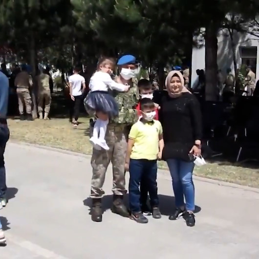 Kahraman komandolarımız Bingölden Zeytin Dalı Harekat bölgesine dualarla uğurlandı