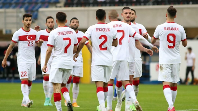 Milli futbolcuların Moldova ile oynanan hazırlık maçındaki gol sevinci 