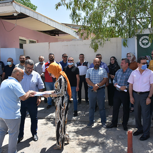FETÖye ait okulda eğitim gören öğrencilerin velileri, kalitesiz eğitimi protesto etti