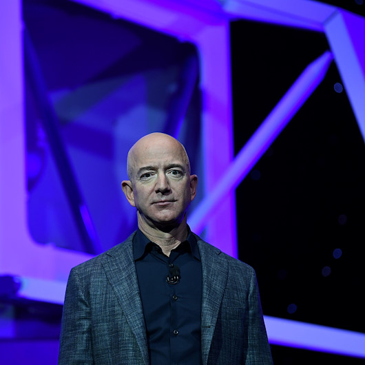 Amazon'un kurucusu Jeff Bezos uzaya gidiyor