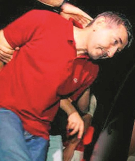 FETÖ’cü Aygar, kalkışmanın başarısız olmasının ardından Antalya’ya kaçmıştı. Aygar, Akdeniz Üniversitesi Öğretim Üyesi Yrd. Doç. Dr. Sefai B’nin evinde saklandığı dolabın içerisinde yakalanmıştı.