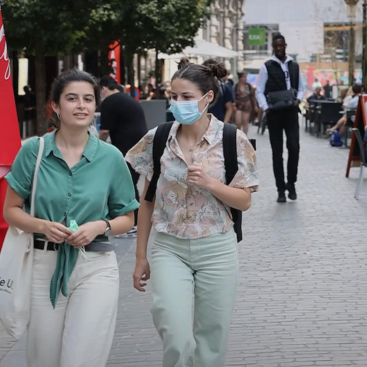 Brükselde açık havada maske takma zorunluluğu kaldırıldı