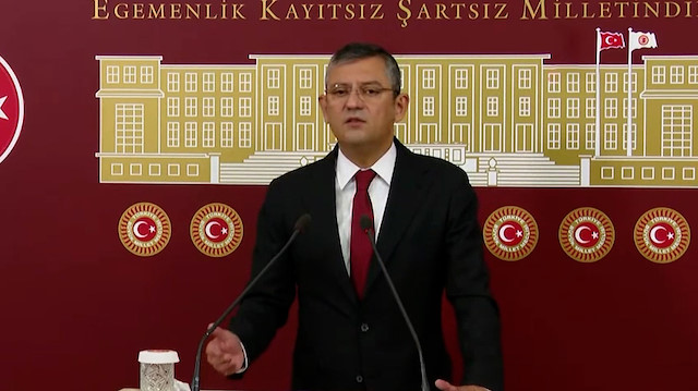 CHP’li Özgür Özel 'devleti yıkmalıyız' diyen Ahmet Şık yerine tepki gösterenleri kınadı