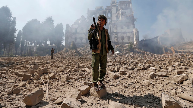Yemen'de Husiler Marib kentine füze ve İHA'larla saldırdı: 8 kişi hayatını kaybetti