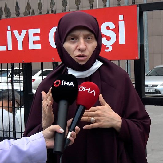 İnanca hakarete mahkemeden 360 liralık cezaya tepki: Çarşafa, namusa küfrün cezasının 360 TL olmasını hazmedemiyorum