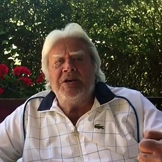 Cüneyt Arkından A Milli Takıma videolu destek mesajı