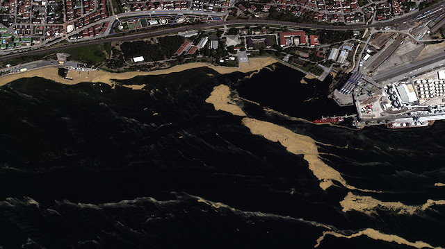 Türkiye'nin ilk uydu yer istasyonu İTÜ UHUZAM, Marmara Denizi'nde ortaya çıkan müsilajın dağılımını ve yoğun olduğu bölgeleri tespit etmek için çalışma başlattı.