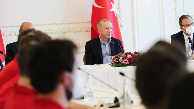 Cumhurbaşkanı Erdoğan, Anadolu Efes'i kabul etti.