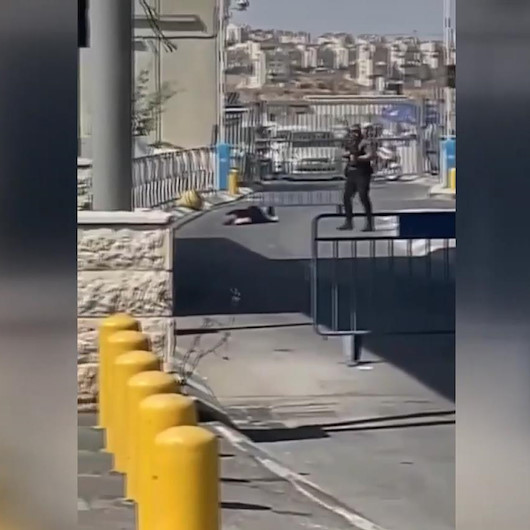 İşgalci İsrail güçleri Filistinli bir kadını ateş açarak öldürdü