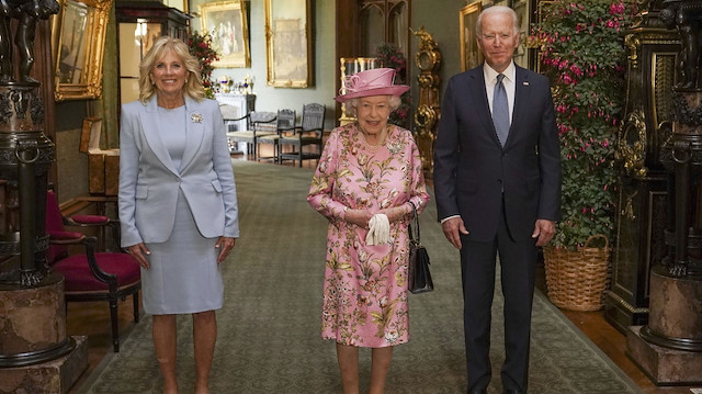 ABD Başkanı Biden, İngiltere Kraliçesi Elizabeth ile buluştu.
