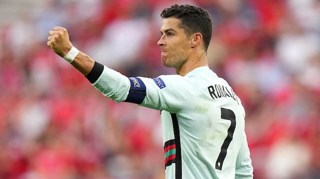 Portekiz'in yıldızı Cristiano Ronaldo Avrupa Şampiyonası tarihinin en golcü oyuncusu unvanının sahibi oldu.