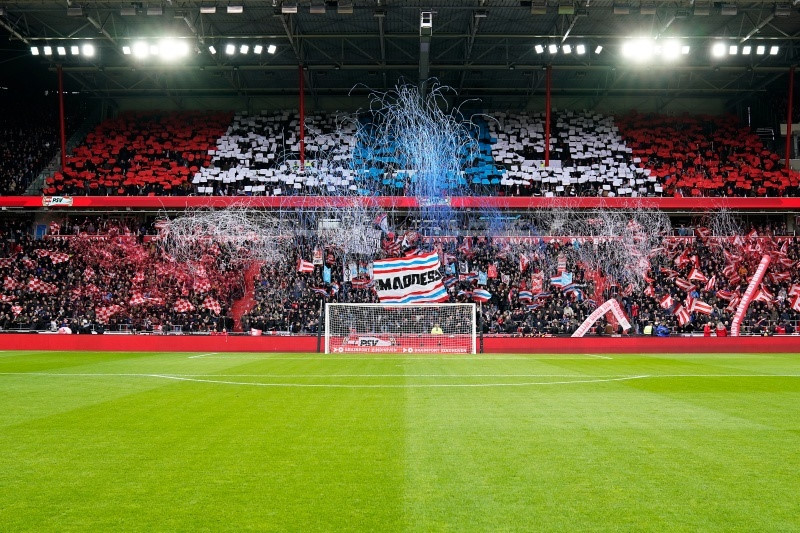 PSV'nin iç saha maçlarını oynadığı Philips Stadyumu