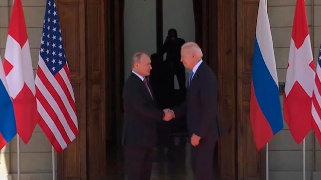 Putin ve Biden.