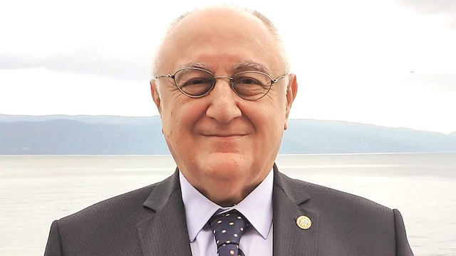 Ahmet Kamil Erozan