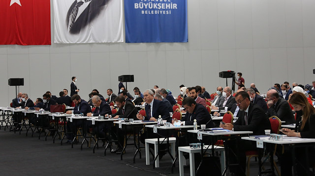 İSKİ'nin su zammı teklifi İBB Meclisinde reddedildi.