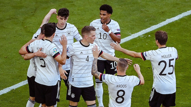 Almanyalı futbolcuların gol sevinçleri
