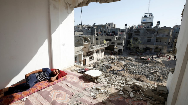 الحكومة الفلسطينية تشكل 3 فرق لإعادة إعمار غزة