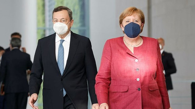 İtalya Başbakanı Mario Draghi ve Almanya Başbakanı Angela Merkel 