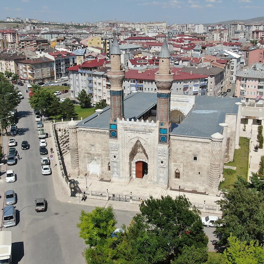 750 yıllık Selçuklu eseri Mavi Medrese eski ihtişamına kavuştu