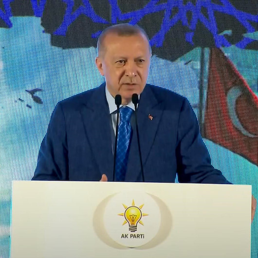 Cumhurbaşkanı Erdoğan: Gençlerle konuşup yaptığımız yatırımları anlatmamız lazım