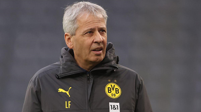 Lucien Favre, son olarak Dortmund'da görev yapmıştı.