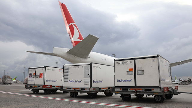 Turkish Cargo, 100 milyon doz Kovid-19 aşısını dünyanın birçok ülkesine taşıdı.

