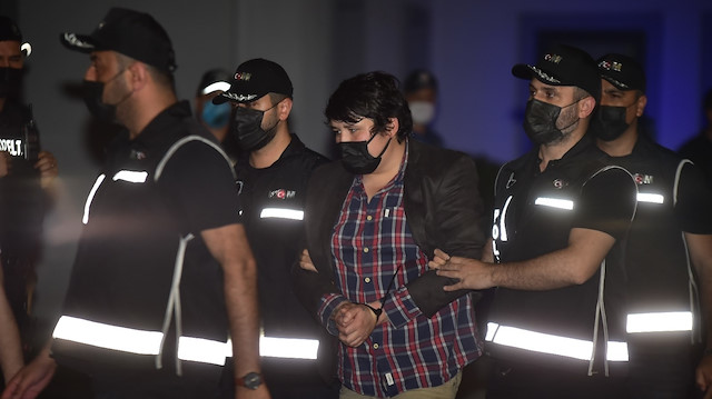 'Tosuncuk' lakaplı Mehmet Aydın İstanbul'da gözaltına alındı.