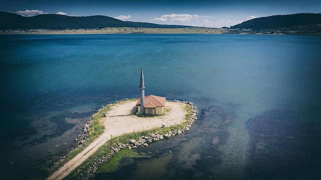 Seben Gölü Camii