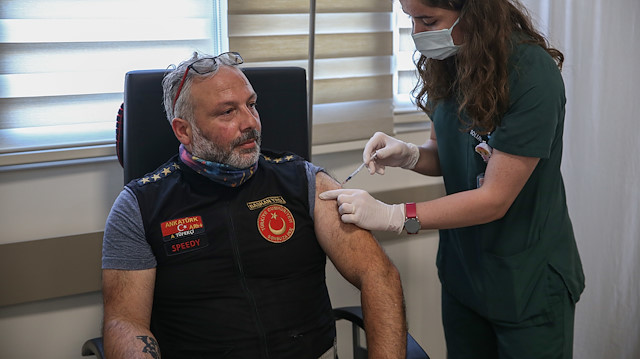 VLP aşısı, Faz-2 kapsamında Ankara ve Kocaeli'nin ardından İstanbul'da da gönüllülere uygulanıyor.