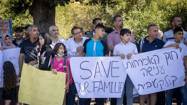Filistinli aileleri parçalayan "aile birleşimi" yasası İsrail'de yeniden gündemde